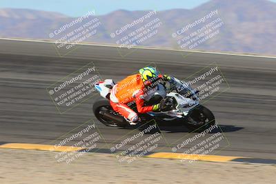 media/Dec-15-2023-Apex Assassins (Fri) [[91f19fb1c7]]/Racer 2/Session 2 (Bowl Exit)/
